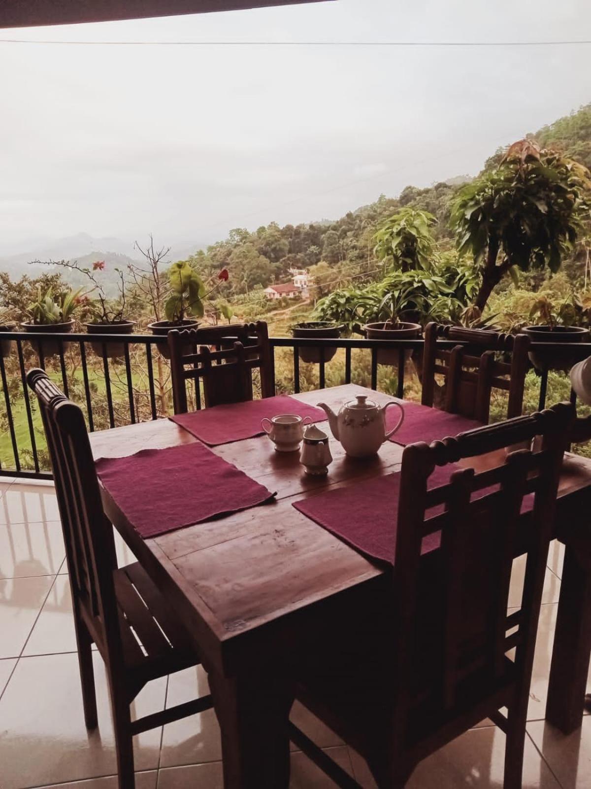 Kandy Ivy Mountain View Resort Buitenkant foto